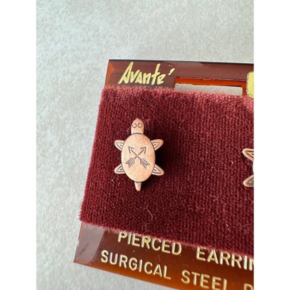 Avante vintage solid copper engraved Southwestern turtle studs earrings - Picture 3 of 5
